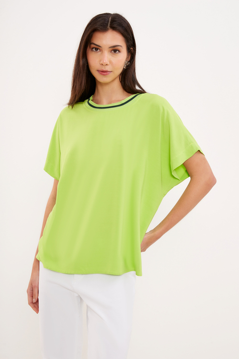 BLUSA AMPLA DECOTE RETILÍNEA LIMA FEMININA SACADA