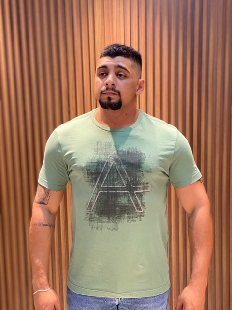 CAMISETA BASICA VERDE - ARAMIS