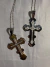 Collar cruz gigante