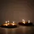 Lamparina em madeira Cedro maciça torneada da Objeto Ativo tem formato que lembra um disco voador. Acompanhada de 3 velas que podem ser repostas. Sua luz suave cria uma atmosfera perfeita para momentos de relaxamento, leitura ou encontros especiais.