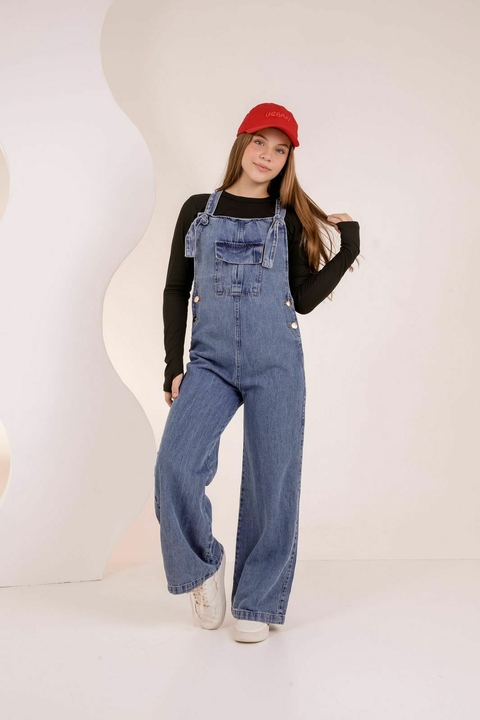 Jardineira jeans juvenil menina Pamella Jeans