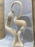 Escultura Decorativa Poliresina Fluidez Bege - comprar online