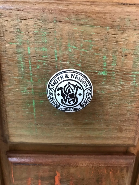 Puxador Smith & Wesson