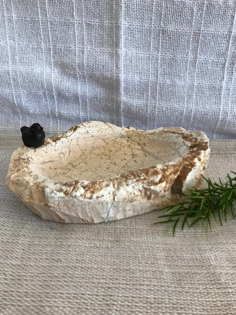 Comedouro de Pássaros em Pedra