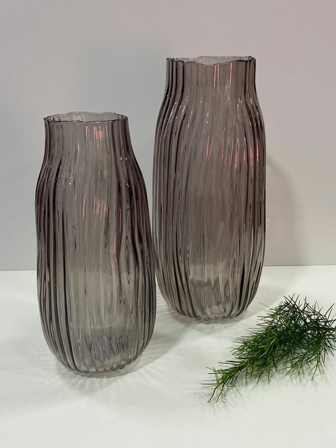 Vaso em vidro canelado