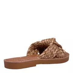 Rasteira Feminina Rafia Caramelo Santa Lolla na internet