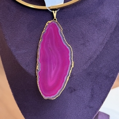 PINGENTE CHAPA DE ÁGATA (OURO)- ROSA - Nova Topázio