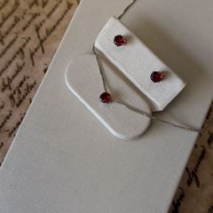 CONJUNTO 5MM VERMELHO RUBI - comprar online