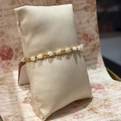Imagem do PULSEIRA CORRENTE COM PEDRAS COLADAS (OURO)- QUARTZO BRANCO