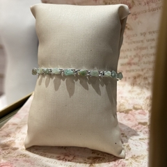 PULSEIRA CORRENTE COM PEDRAS COLADAS (PRATA)- QUARTZO VERDE - comprar online