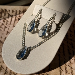 CONJUNTO ELOS GROUMET COM GOTA AZUL PETROLEO 10X22 (PRATA) - Nova Topázio