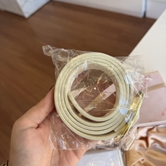 KIT CINTO, PRENDEDOR DE CABELO E CARTEIRA na internet