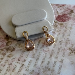 BRINCO GOTA INFINITY ZIRCONIA (OURO) - Nova Topázio