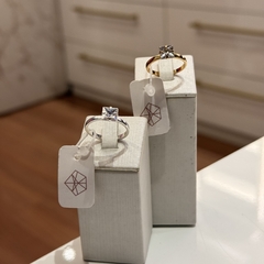 ANEL COM CARRE CRISTAL 6X6 - comprar online
