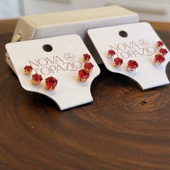 TRIO DE BRINCOS PONTO DE LUZ VERMELHO RUBI 4MM-5MM-6MM - comprar online