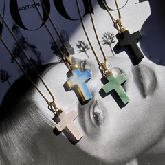 PINGENTE CRUZ (OURO)- ÔNIX - comprar online
