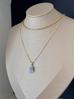 PINGENTE PEDRA BRUTA (OURO)- QUARTZO AZUL