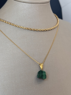 PINGENTE PEDRA BRUTA (OURO)- MALAQUITA - comprar online