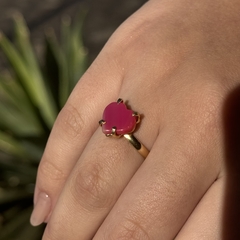 ANEL CORAÇÃO NA GARRA 10MM- ÁGATA ROSA - comprar online