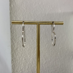 Imagem do BRINCO CORAÇÃO ARGOLA PRATA 925