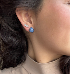 BRINCO PEDRA ROLADA AGARRADINHO- ÁGATA AZUL - comprar online