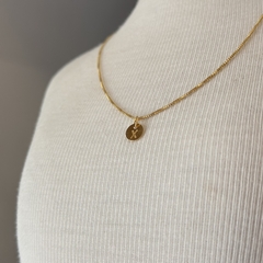 COLAR MEDALHA INICIAL - loja online