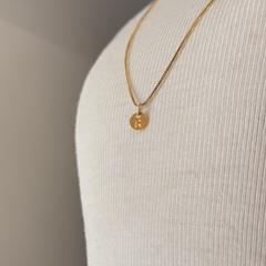 COLAR MEDALHA INICIAL - loja online