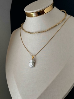 PINGENTE PEDRA BRUTA (OURO)- HOWLITA BRANCA - comprar online