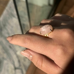ANEL NA GARRA 13X18- QUARTZO ROSA