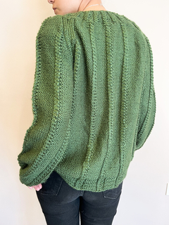 SWEATER HONGUITO VERDE en internet