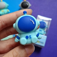 Apontador de Lápis Astronauta na internet