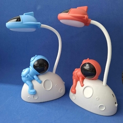 Luminária de Mesa Astronauta