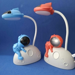 Luminária de Mesa Astronauta - comprar online