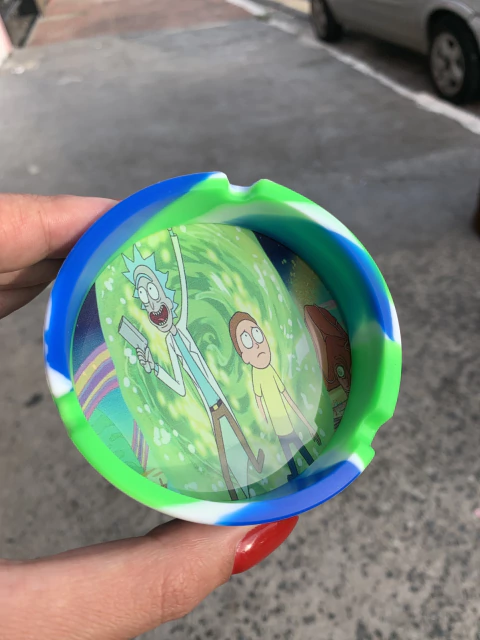 Cinzeiro Silicone - Rick e Morty