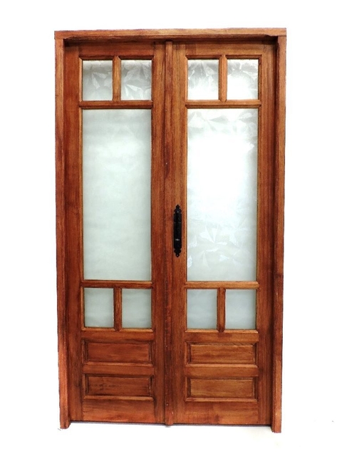 PUERTA DOBLE MODELO GRIEGO CEDRO