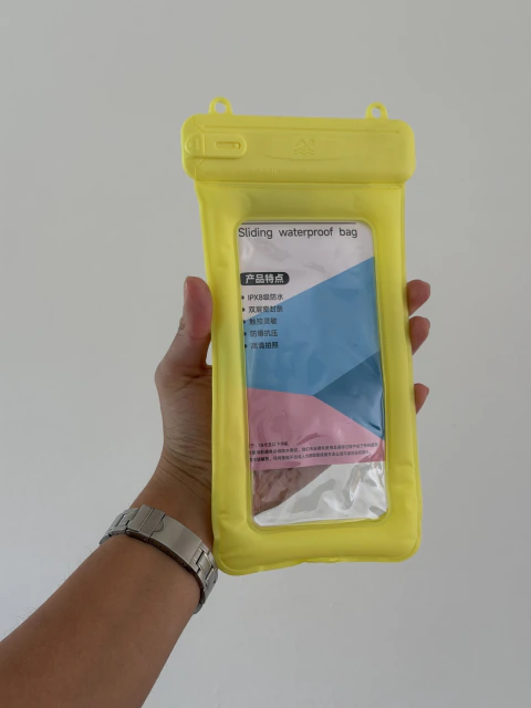 Funda impermeable flotante