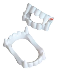 dientes dracula.