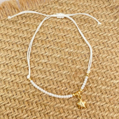 Pulsera chaquira blanca con estrella - HP011