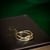 The Graces - Anel em Ouro Amarelo 18k com fios entrelaçados decorado por diamantes. - comprar online