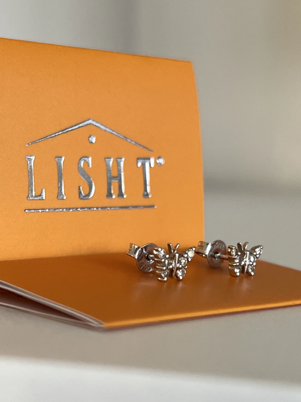 Lisht - Brincos em ouro branco Borboleta com diamantes