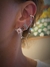 Animale Oro - Brinco Pic. Ouro Branco 18k com Quartzo Rosa e 9 Diamantes Negros.