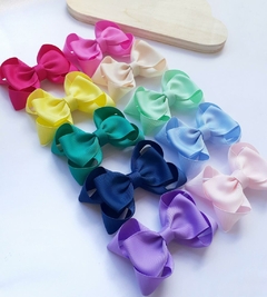 Laço Boutique com Gravatinha M