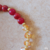 Colar folhado a ouro 18k com pedra natural Jaspe Vermelha e cristais. - Avec Adhèle