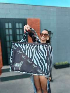 Lenço Zebra Ame - comprar online