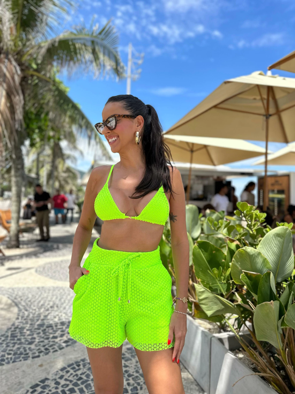 Shorts Loren Verde Neon