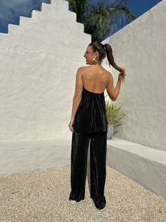 Calça Ferrara Preto na internet