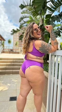Biquíni Tubarão Roxo na internet