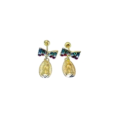Aretes Broquel Virgen de Guadalupe con Moño Bandera Oro 10K