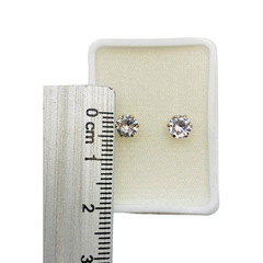 Imagen de Aretes Broquel con Zirconias Blancas de 5mm Oro 10K