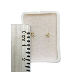 Imagen de Broquel Zirconia Blanca Oval 3mm Oro 14K